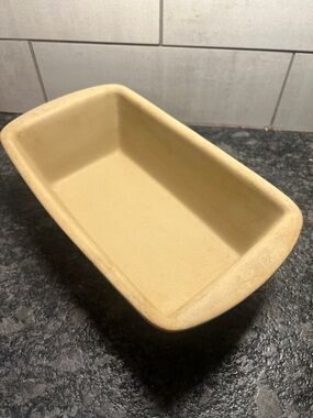 Vintage Pampered Chef loaf stoneware piece.   This looks new